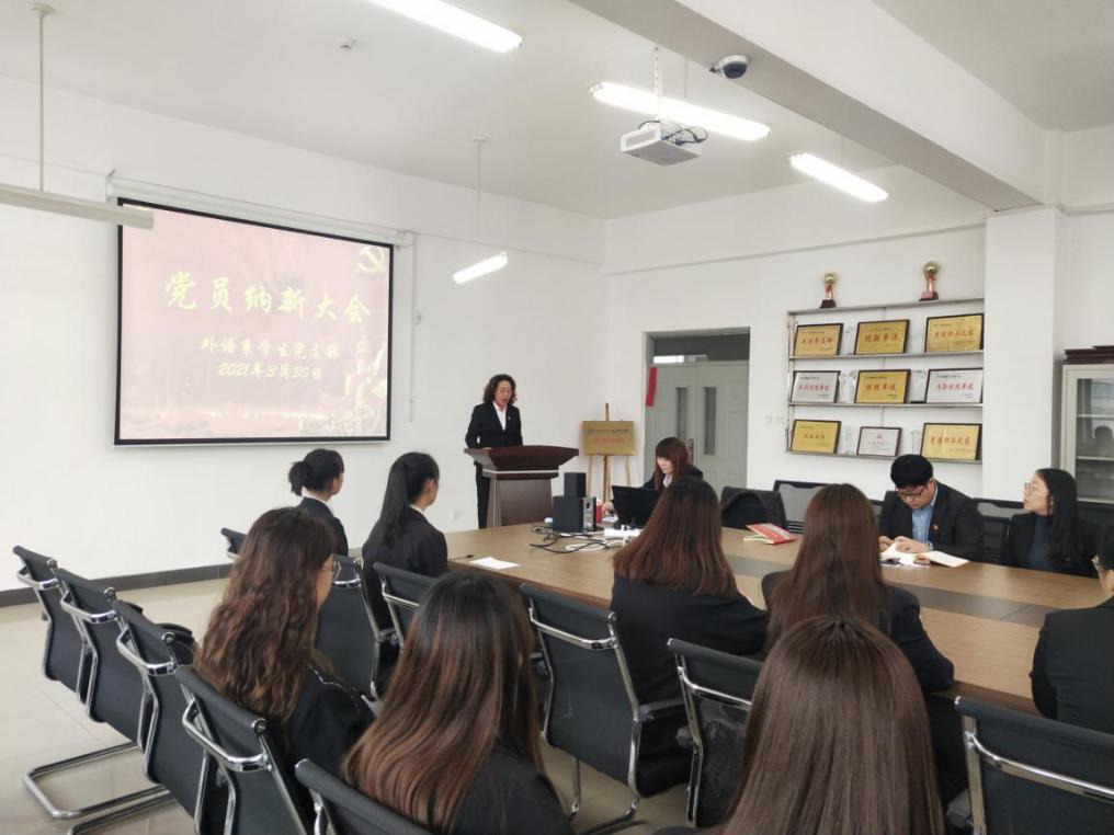 cc5e33e3576abca24d399e9d09f9198